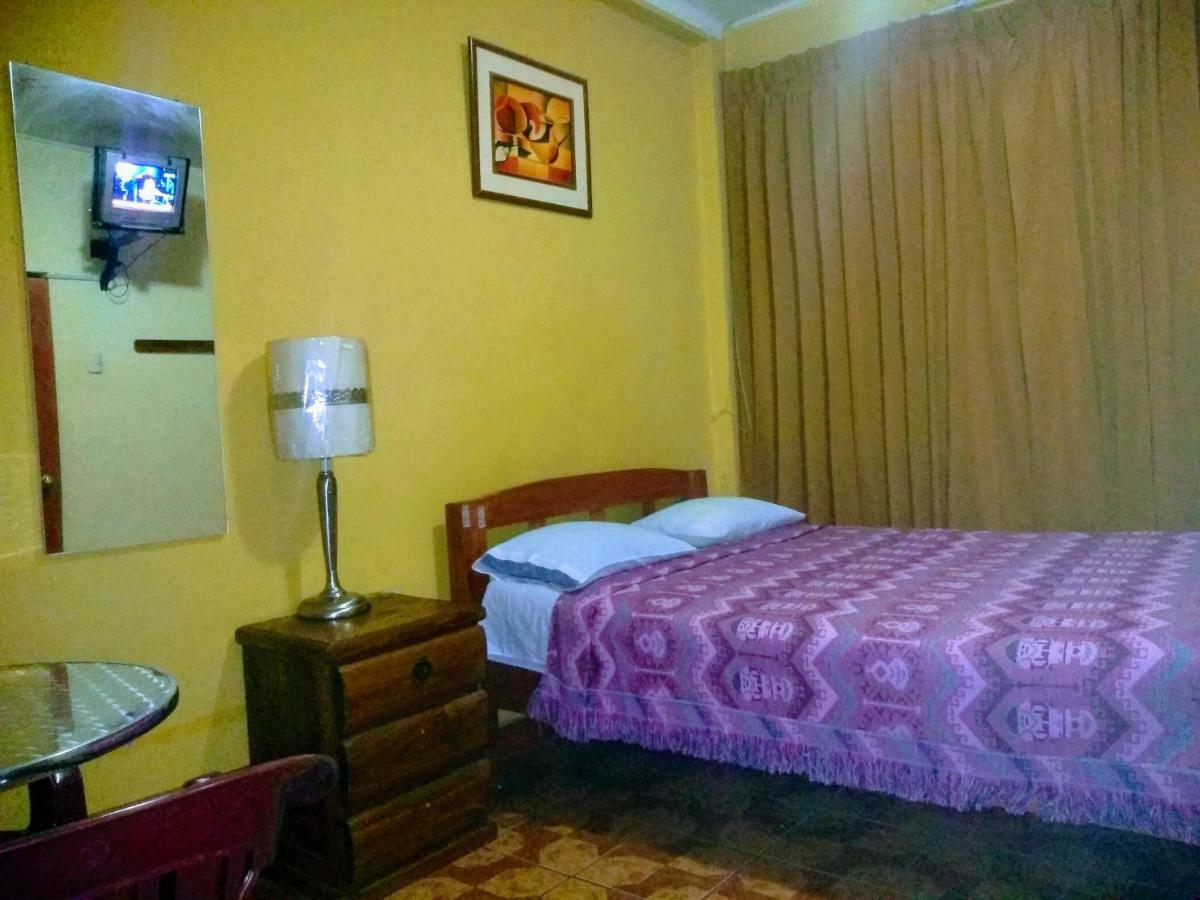 Casa Blanca Hospedaje Huamancaca Extérieur photo