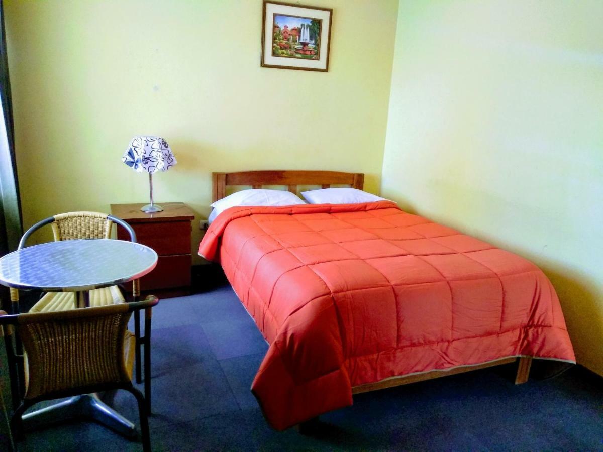 Casa Blanca Hospedaje Huamancaca Chambre photo