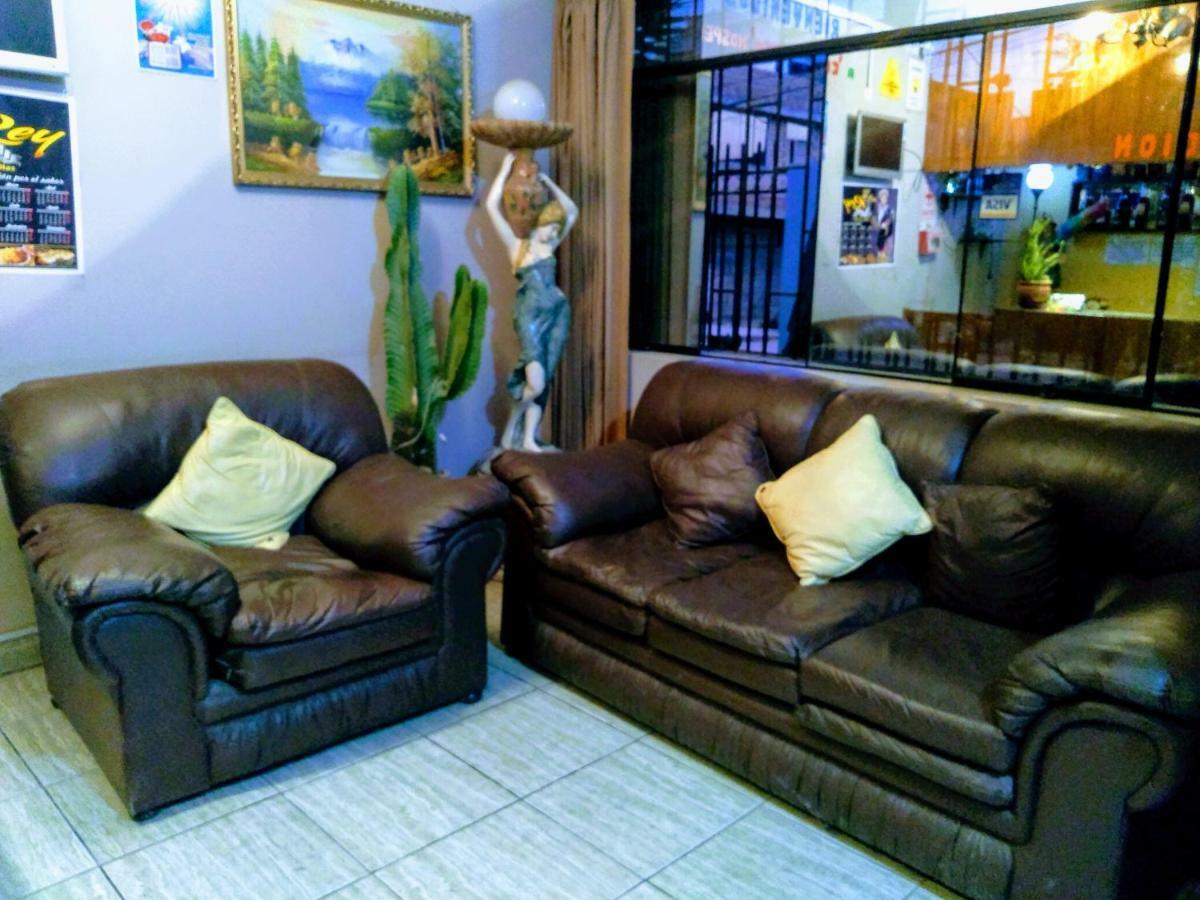 Casa Blanca Hospedaje Huamancaca Extérieur photo