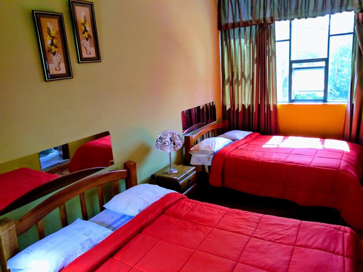 Casa Blanca Hospedaje Huamancaca Extérieur photo